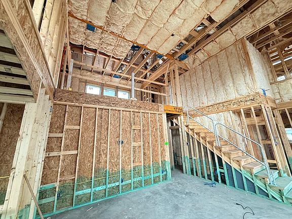 4th image of 2462 Guava Hills Ln