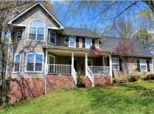 9017 Tennga Ln, Chattanooga, TN 37421