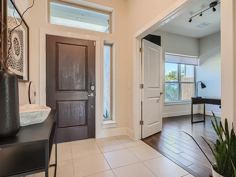8005 Beacon Knob Way — Photo 2