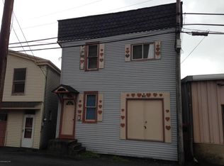210 Cottage Ave, Tamaqua, PA 18252