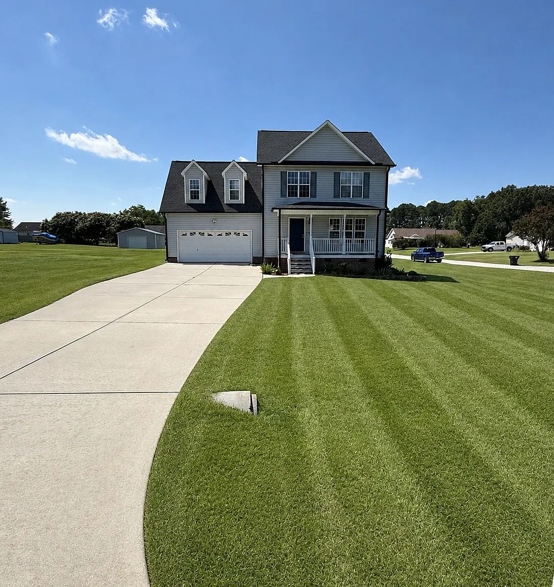 3 bed, 2.5 bath, 1646 sqft, $1,950 — Photo 1
