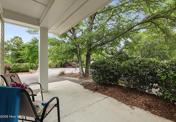 4th image of 411 Nicks Way Unit B
