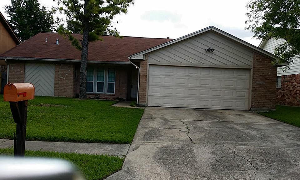 1st image of 6115 Maywood Forest Dr