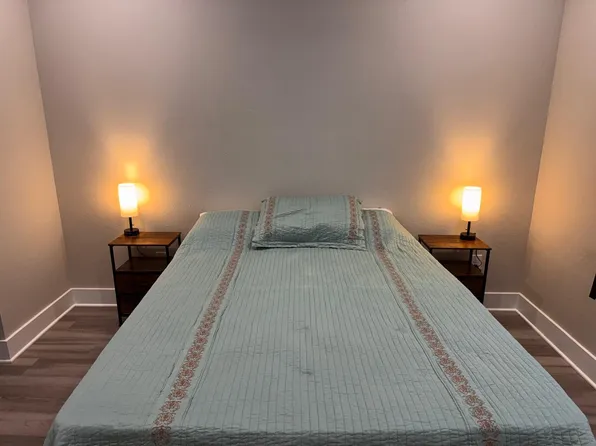 (undisclosed Address), Houston, TX 77051