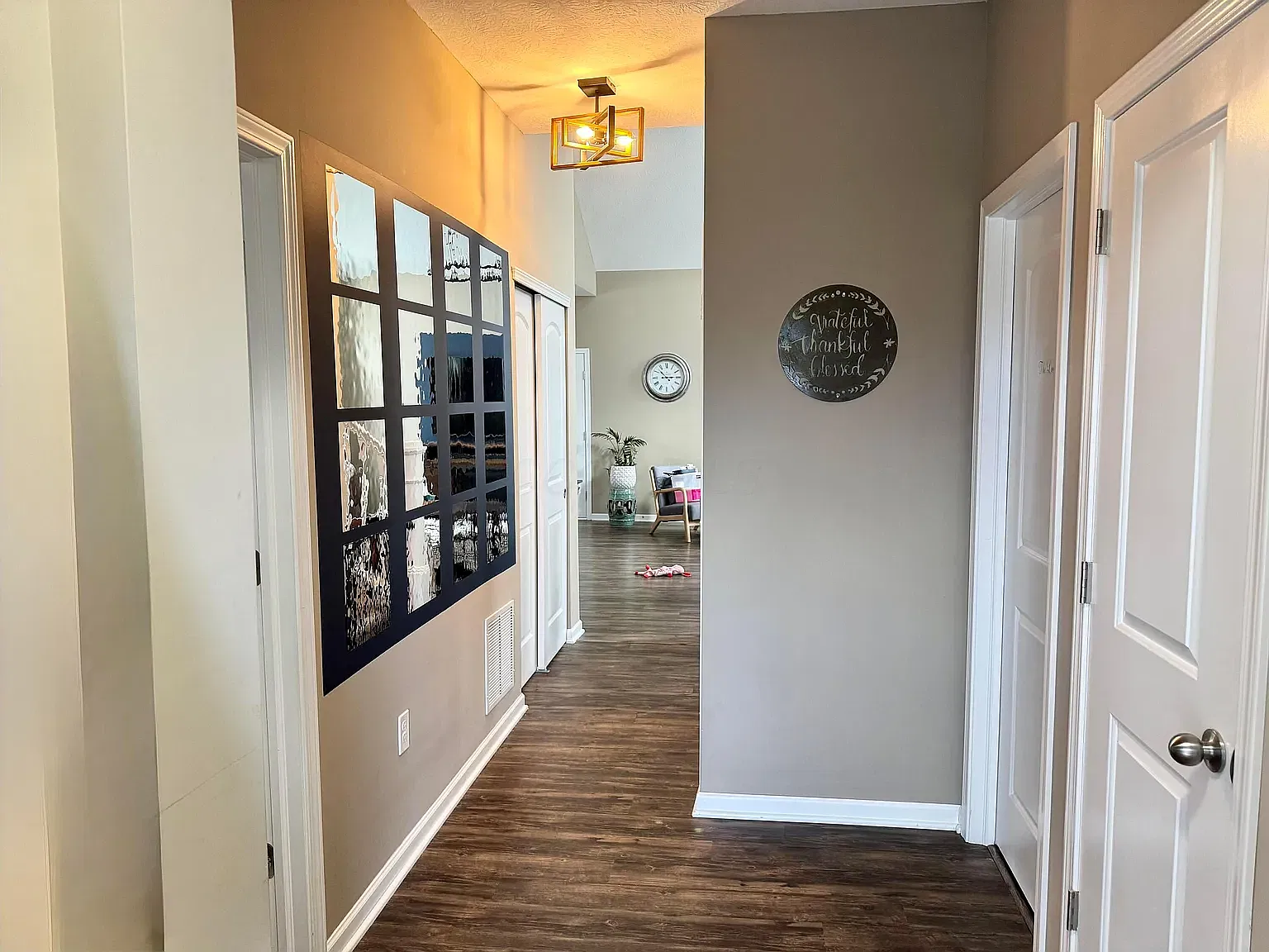 3 bed, 2.5 bath, 1884 sqft, $2,850 — Photo 2