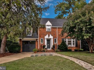 3611 4th St N, Arlington, VA 22203