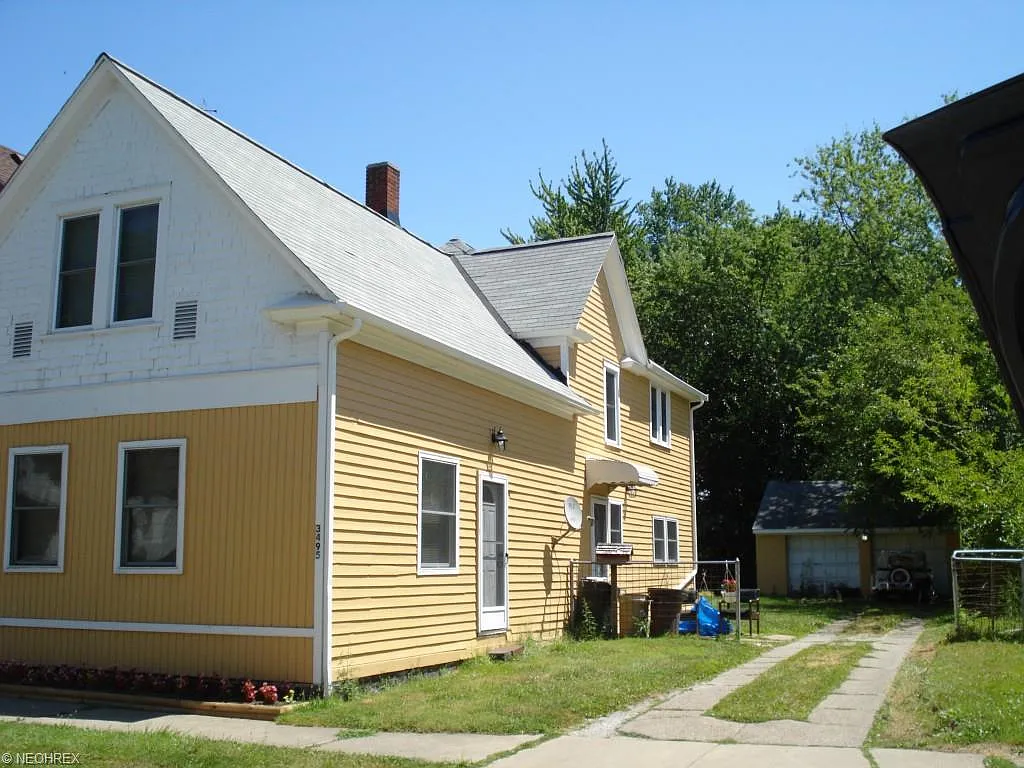 3495 W 49th St photo 1