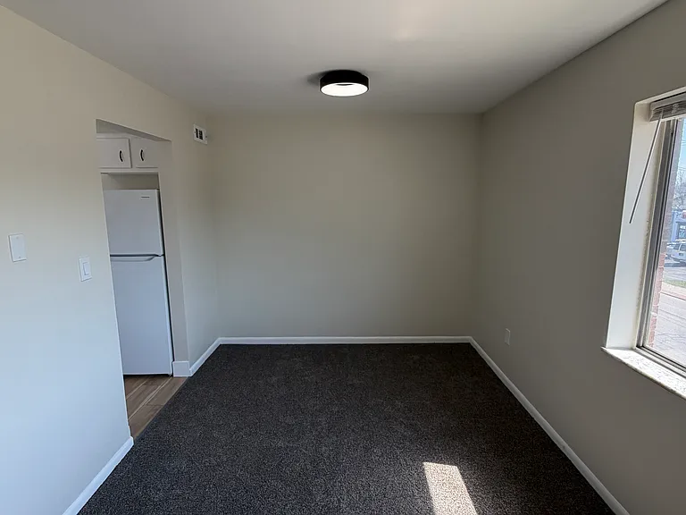 4578 E 131st St #5 — Photo 7