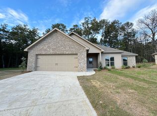 735 Magnolia Point Cir, Pearl, MS 39208