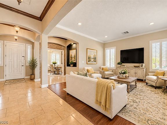 4th image of 7171 Elessar Ave