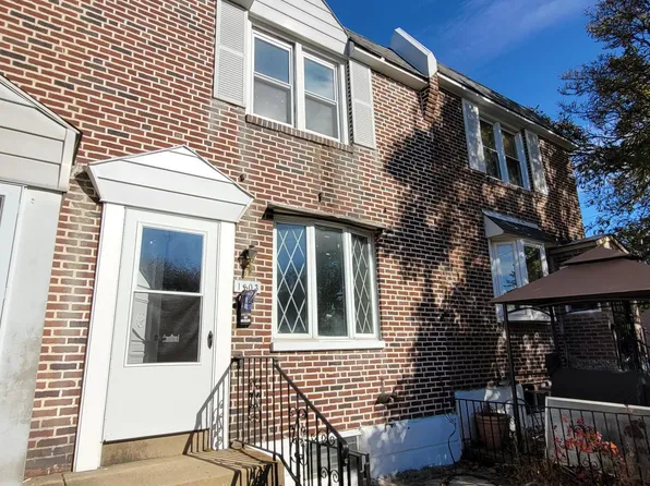 1803 Farrington Rd, Philadelphia, PA 19151