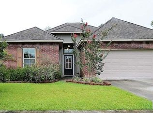 1018 S Sanctuary Ave, Gonzales, LA 70737
