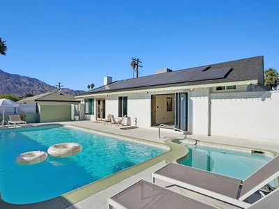3864 E Calle San Raphael, Palm Springs, CA, 92264