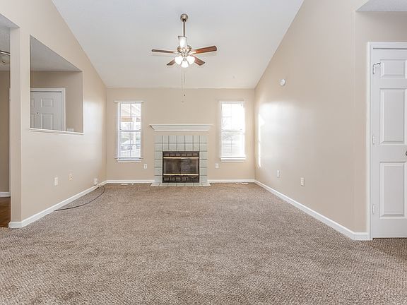 3rd image of 13092 Copperfield Ln