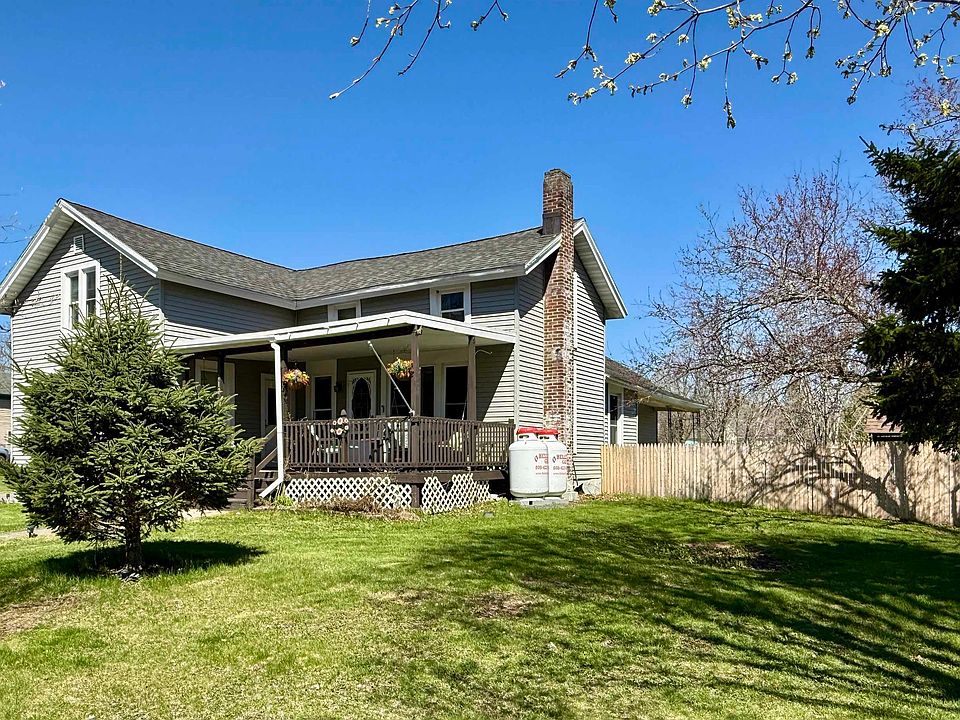 1st image of 112 Mechanic St
