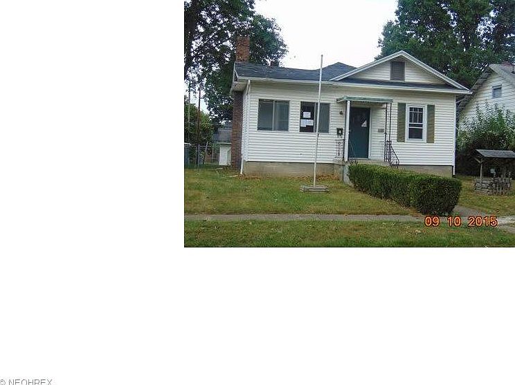 1st image of 2015 Hazel Ave