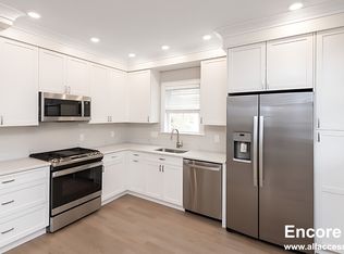 2 Rossmore Rd #3, Jamaica Plain, MA 02130
