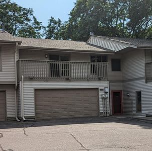 6326 Red Fox Ln, Edina, MN, 55436