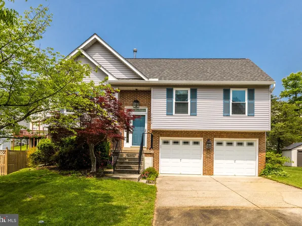 2902 Woodway Pl, Landover, MD 20785