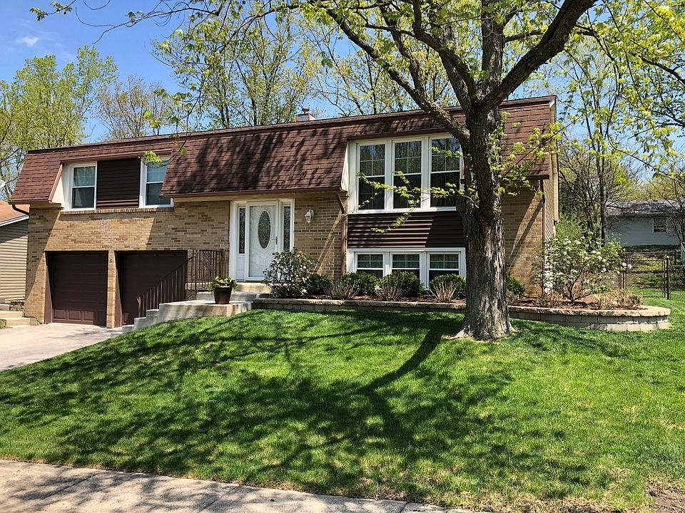 1st image of 8 Langford Ct