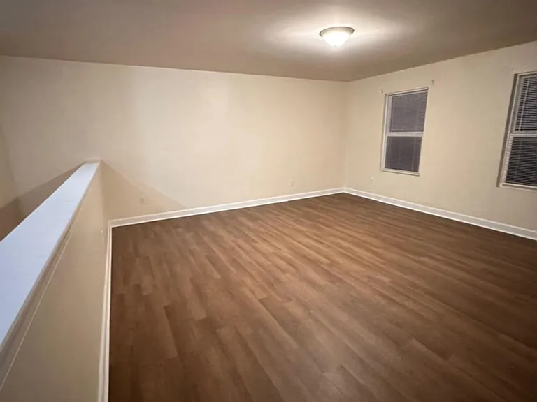 140 Chownings Dr — Photo 32