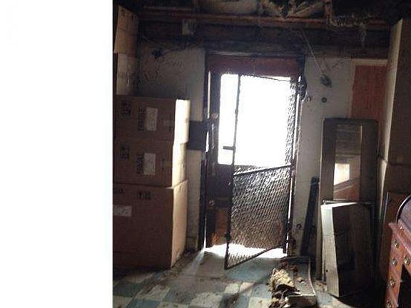 5th image of 70 Boudinot St
