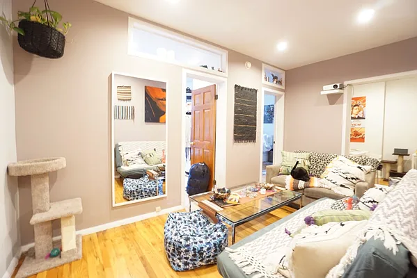 Rented by Keller Williams NYC | media 44