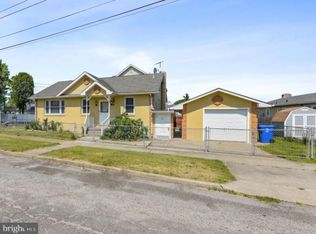 331 Bem St, Riverside, NJ 08075