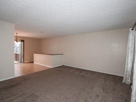 5th image of 103 Friar Tuck Dr