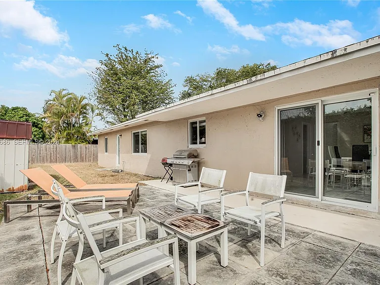 9330 SW 165th St — Photo 20