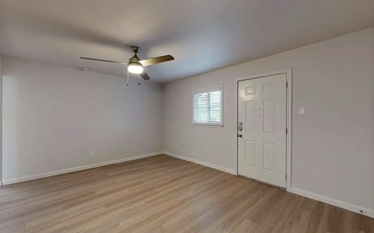 Building Photo - 4711 Reiger Ave