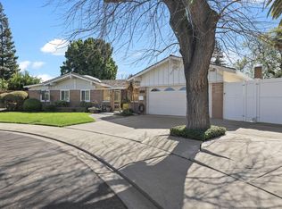 904 Parkside Ct, Modesto, CA 95350