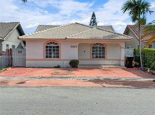 3583 W 72nd St, Hialeah, FL 33018