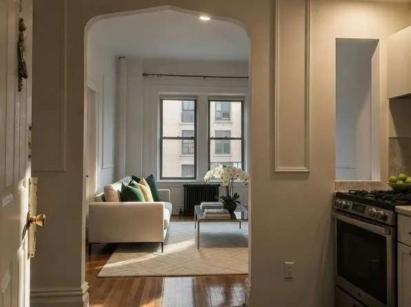 52 Irving Place image 1 of 6