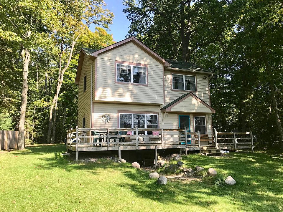 1st image of 3093 N Carpenter Lake Rd #N