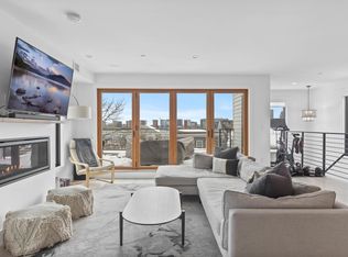 228 Webster St #4, Boston, MA 02128