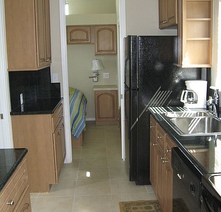 3rd image of 613 NE 47th Ct