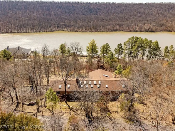 326 Upper Wofford Rd, Hackett, AR 72916