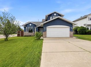 2 N Denmark Cres, Red Deer, AB T4R 2K4