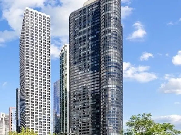 155 N Harbor Dr APT 810, Chicago, IL 60601