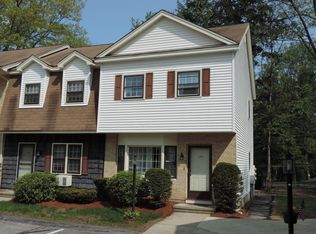 140 Golfview Dr #140, Manchester, NH 03102