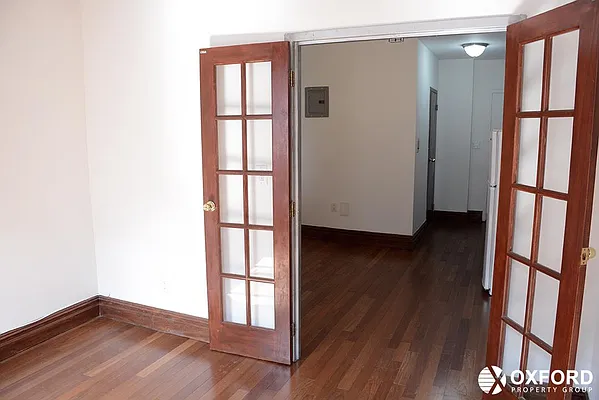 Rented by Oxford Property Group | media 19