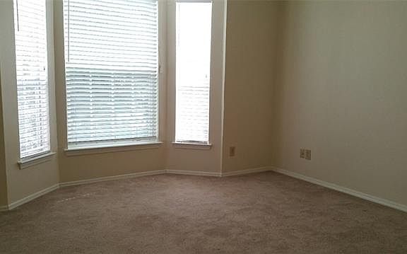 4th image of 7151 Gaston Ave APT 1006