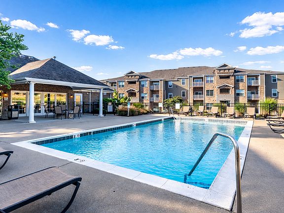 3rd image of 4121 Reserve Rd #302