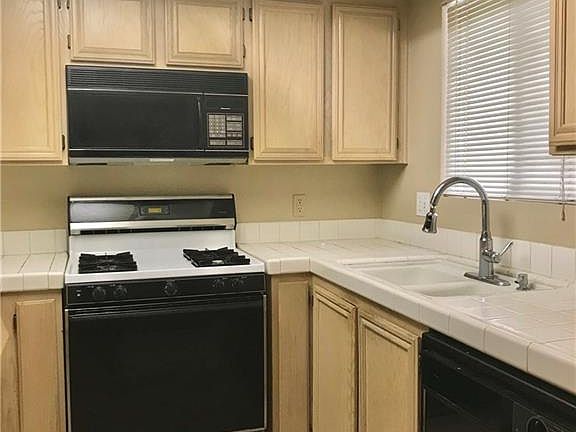 2nd image of 1900 Desert Falls Ct Unit 101