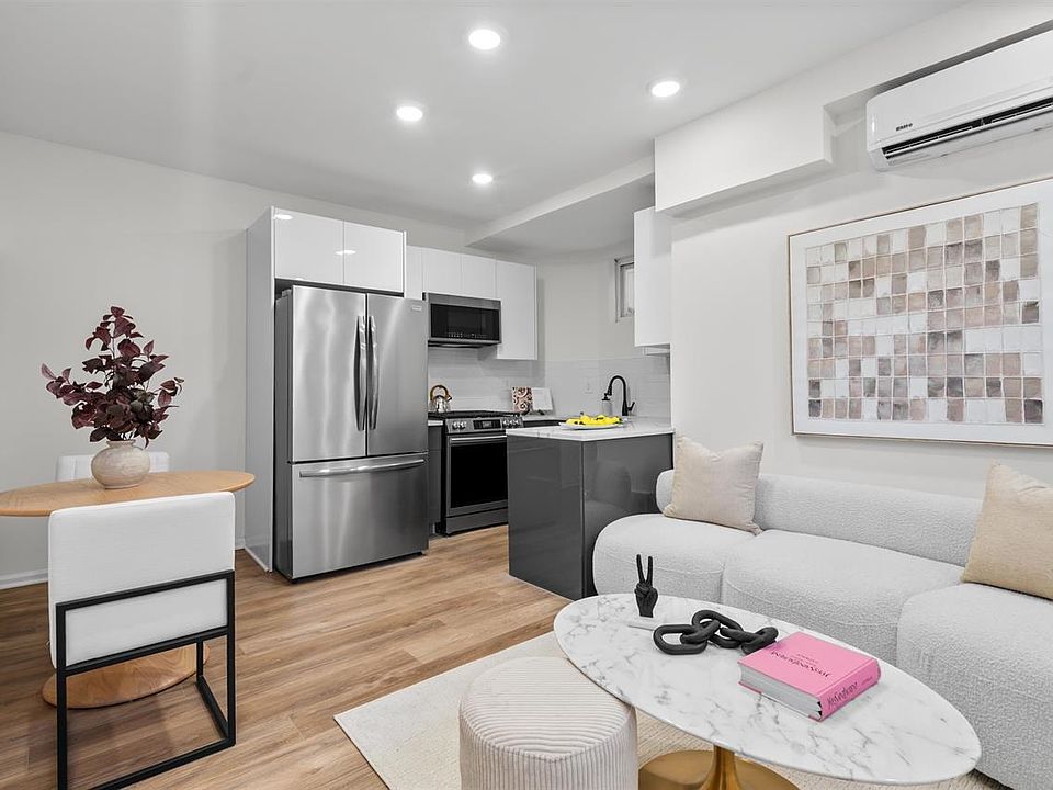 1st image of 407X Park Ave