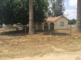 7736 Buena Vista Blvd, Lamont, CA 93241