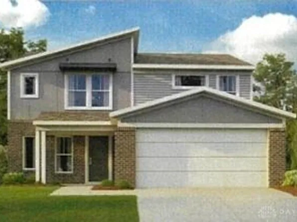 789 Hunters Run Dr, Brookville, OH 45309