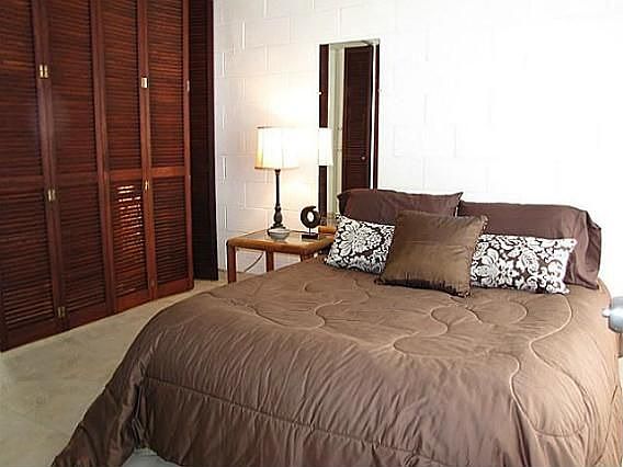 2nd image of 2140 10th Ave APT 305