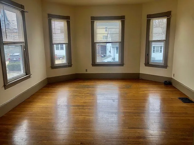 230 Washington St #1 — Photo 2